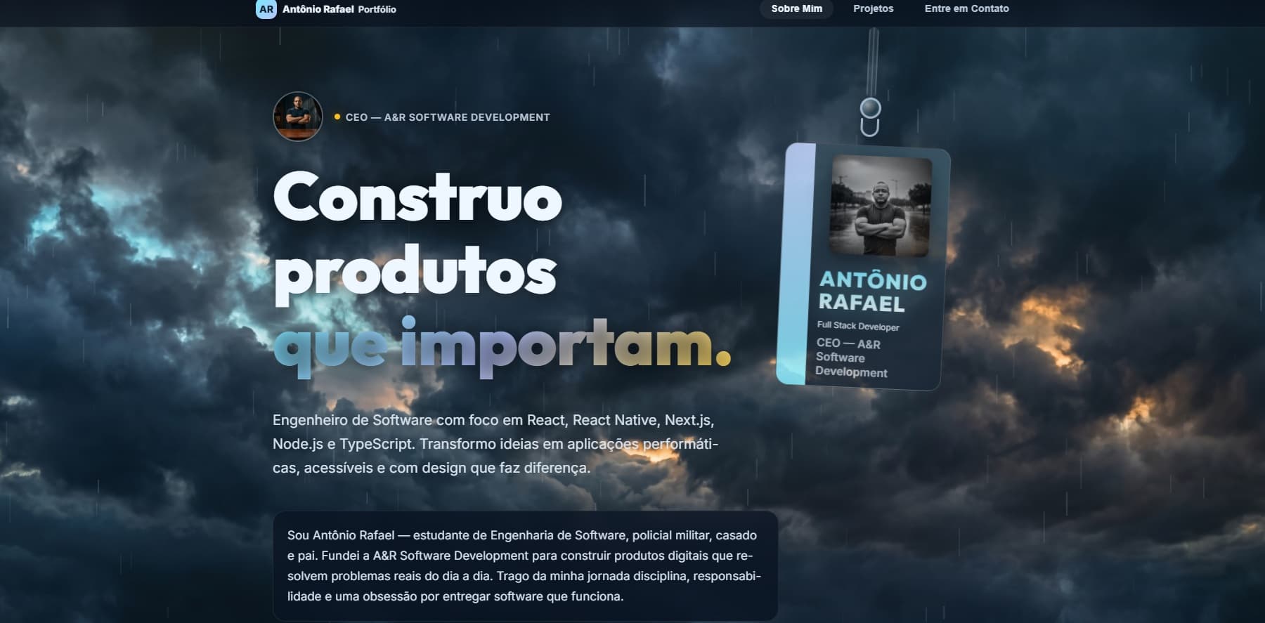 Mockup de portfólio institucional em alta resolução